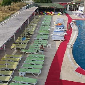 https://the-penguen-hotel.istanbul-turkeyhotels.com